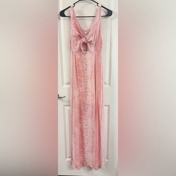 Travis Mathew Dresses & Skirts - Travis Mathew City to Shore Pink Maxi Dress